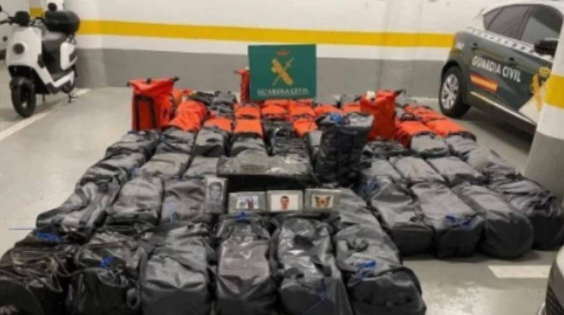 Polícia Federal Desarticula Quadrilha de Tráfico Internacional em São Francisco do Sul