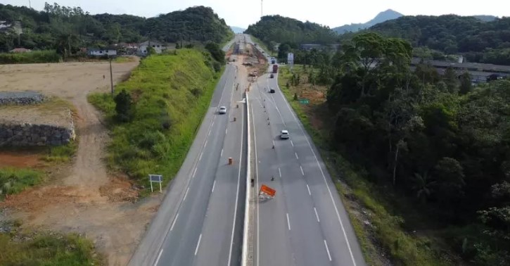 Obras da BR-280 em SC