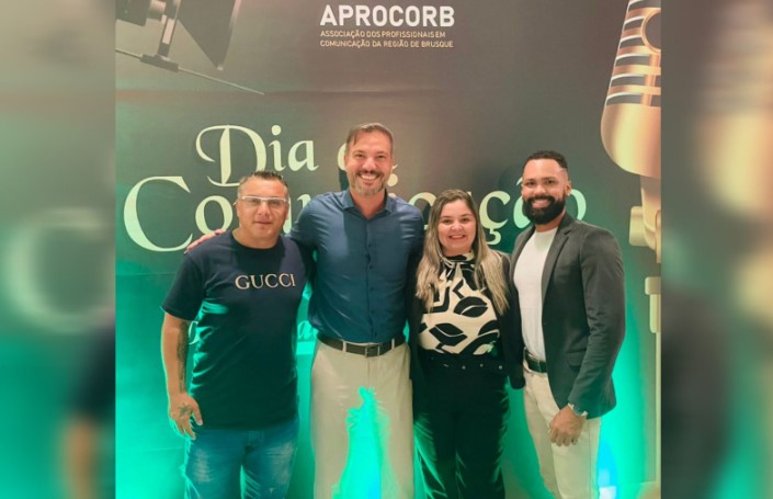 Prefeito Diogo Maciel em evento do Dia da Comunicação em Canelinha
