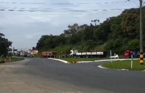 Obras na BR-280